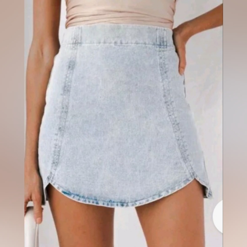 Pacsun Women's Scalloped Mini Jean Skirt Medium Wash Size 24